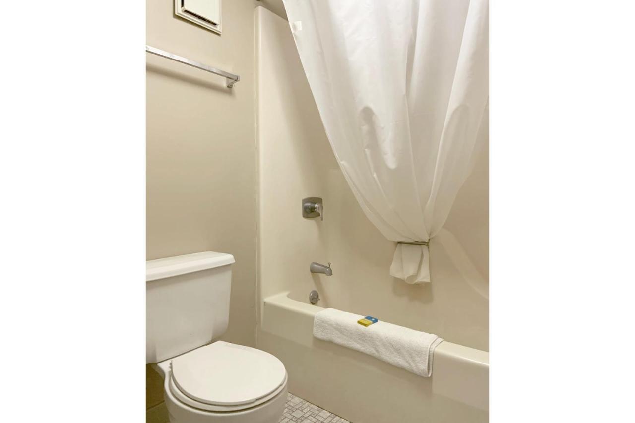 Paris Inn And Suites المظهر الخارجي الصورة