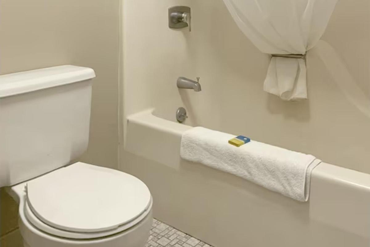 Paris Inn And Suites المظهر الخارجي الصورة